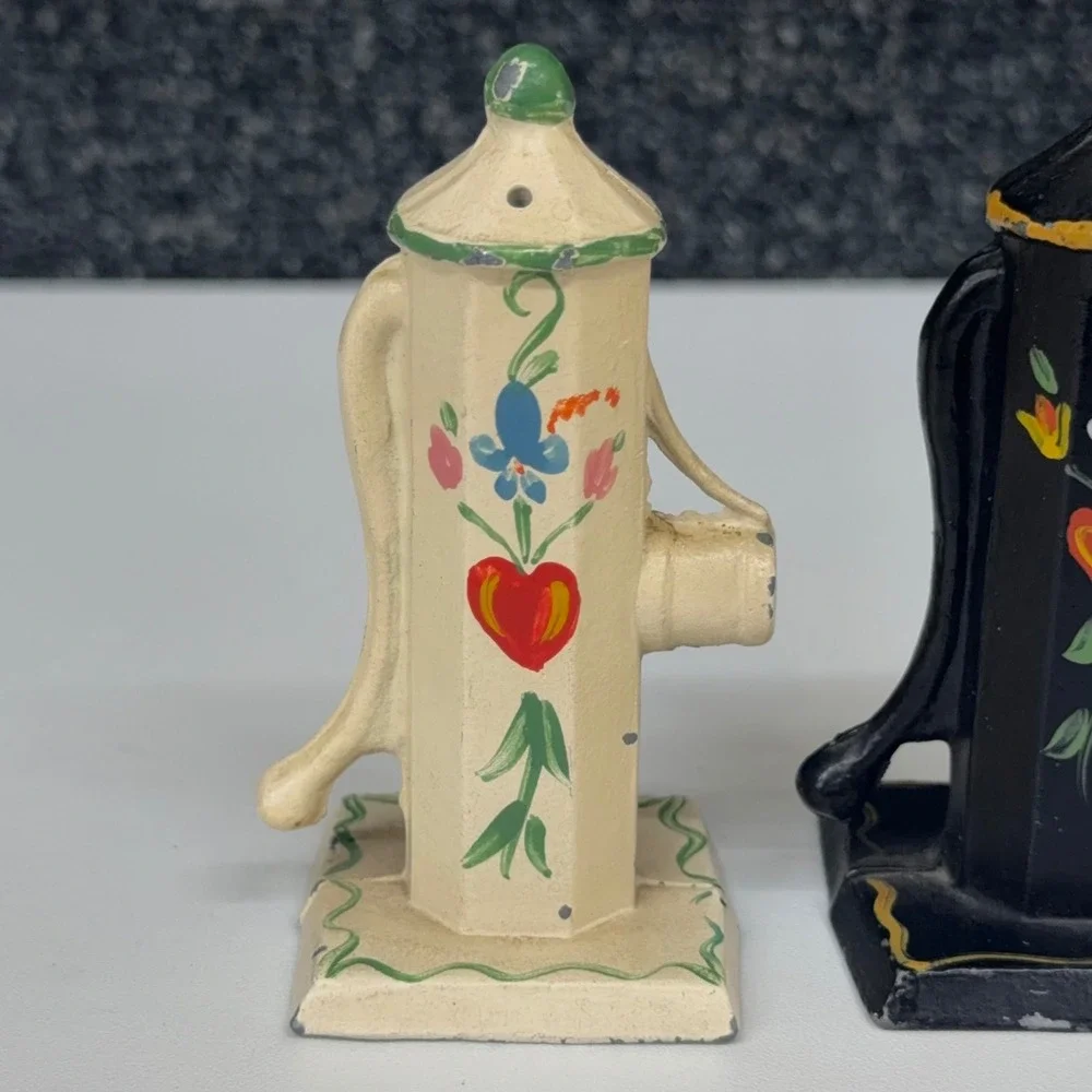 Vintage Cast Iron Water Pump‎ Salt and Pepper Shakers Hand Painted Floral Set